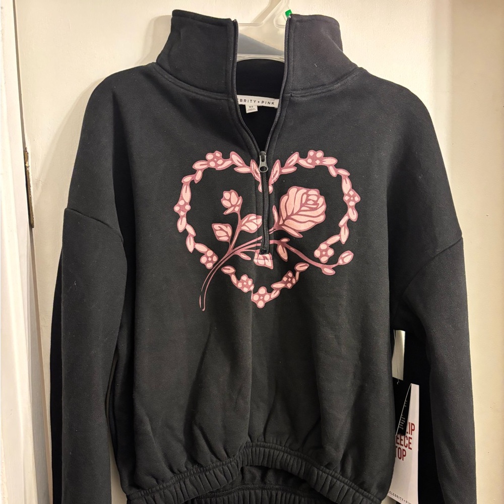 SET Celebrity Pink Black Fleece Jogger with Pink Rose Embroidery SET